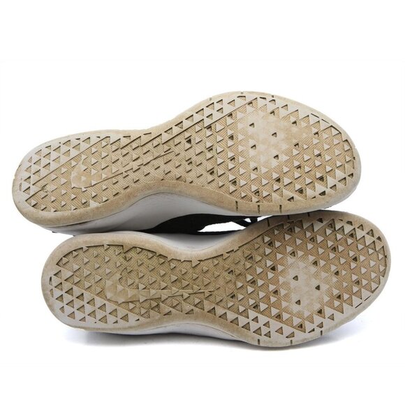 Nike Air Max Bella TR 2  Running Shoes Black Gold Sneakers Trainers Lightweight - Picture 6 of 10